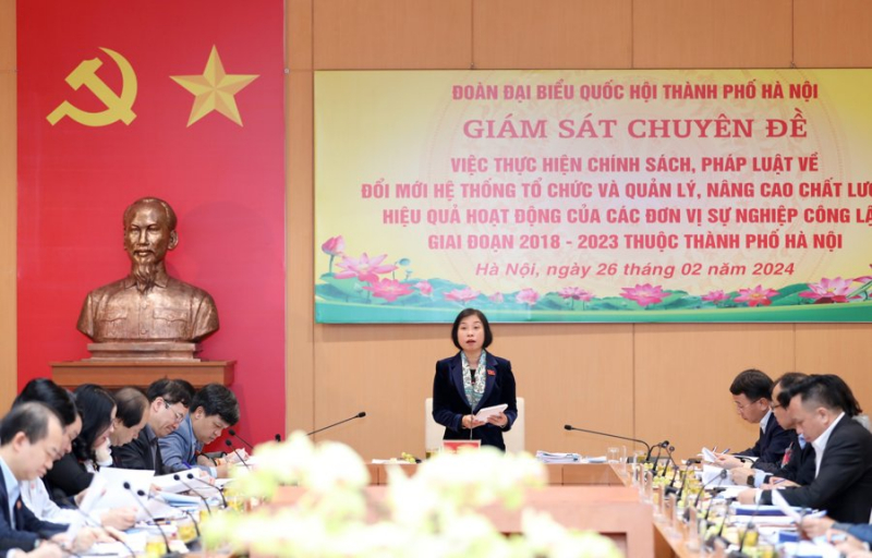 Phó trưởng Đoàn chuyên trách Đoàn ĐBQH TP Hà Nội Phạm Thị Thanh Mai phát biểu tại buổi làm việc